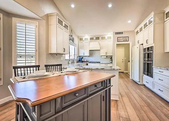 55+ Casa W/ Fenced Yard & Pool Access Sun Lakes