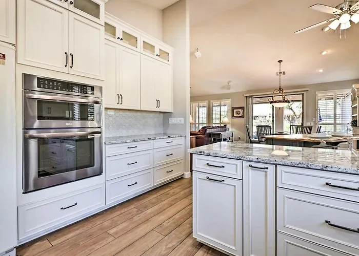 55+ Casa W/ Fenced Yard & Pool Access Holiday home