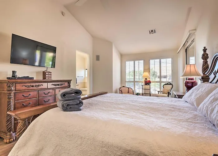 55+ Casa W/ Fenced Yard & Pool Access